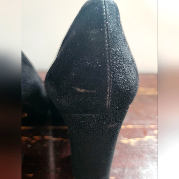 GUCCI black block heel buckle pumps sz 38.5.  323517 - Picture 8 of 9